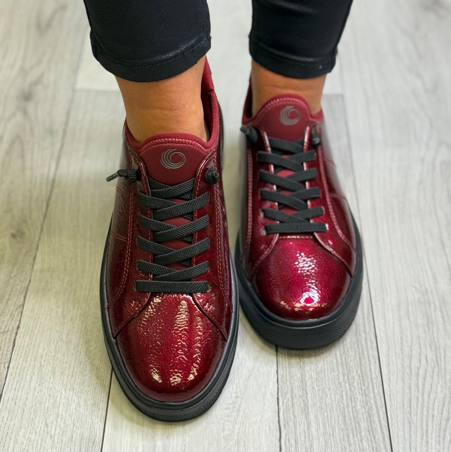 Jana - Vino Patent Step In Trainer