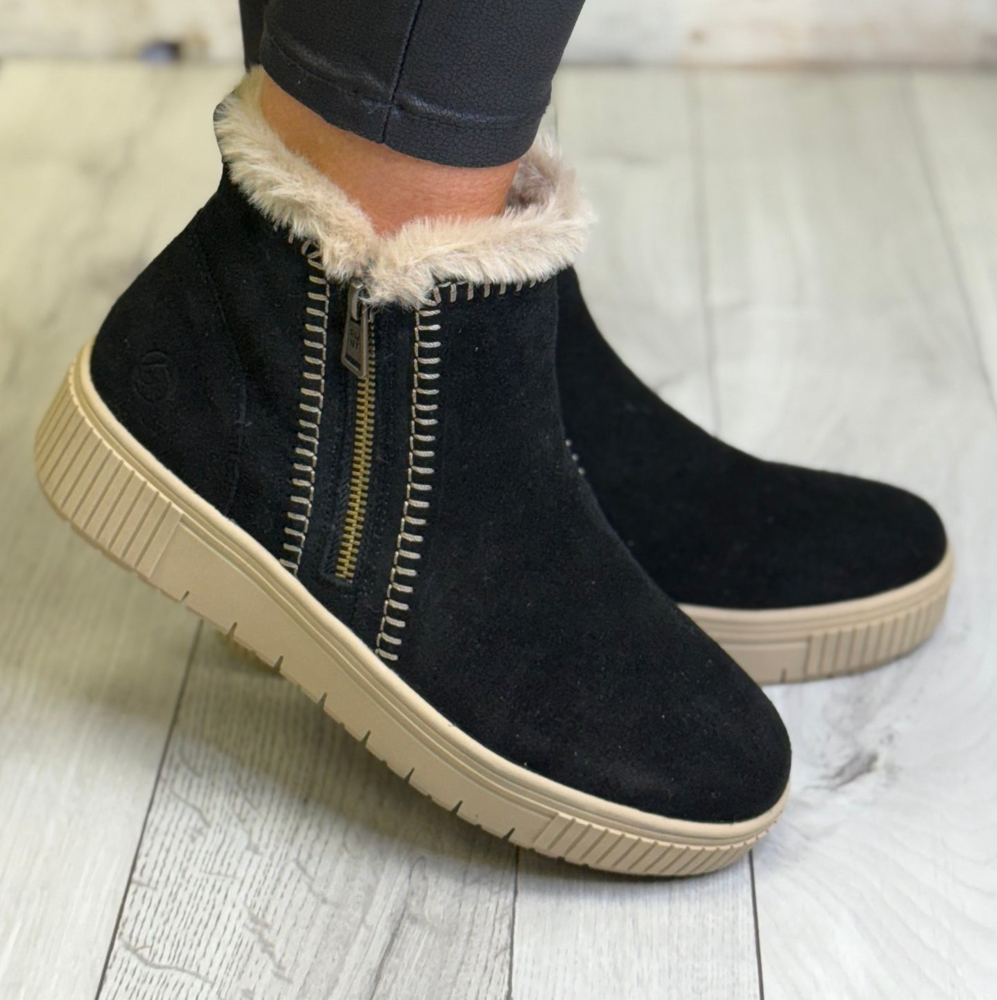 Remonte - Black Faux Suede Lined Boot