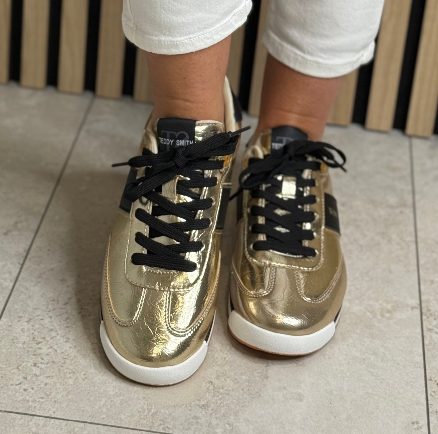 Teddy Smith - Gold Metallic Trainer (120653)