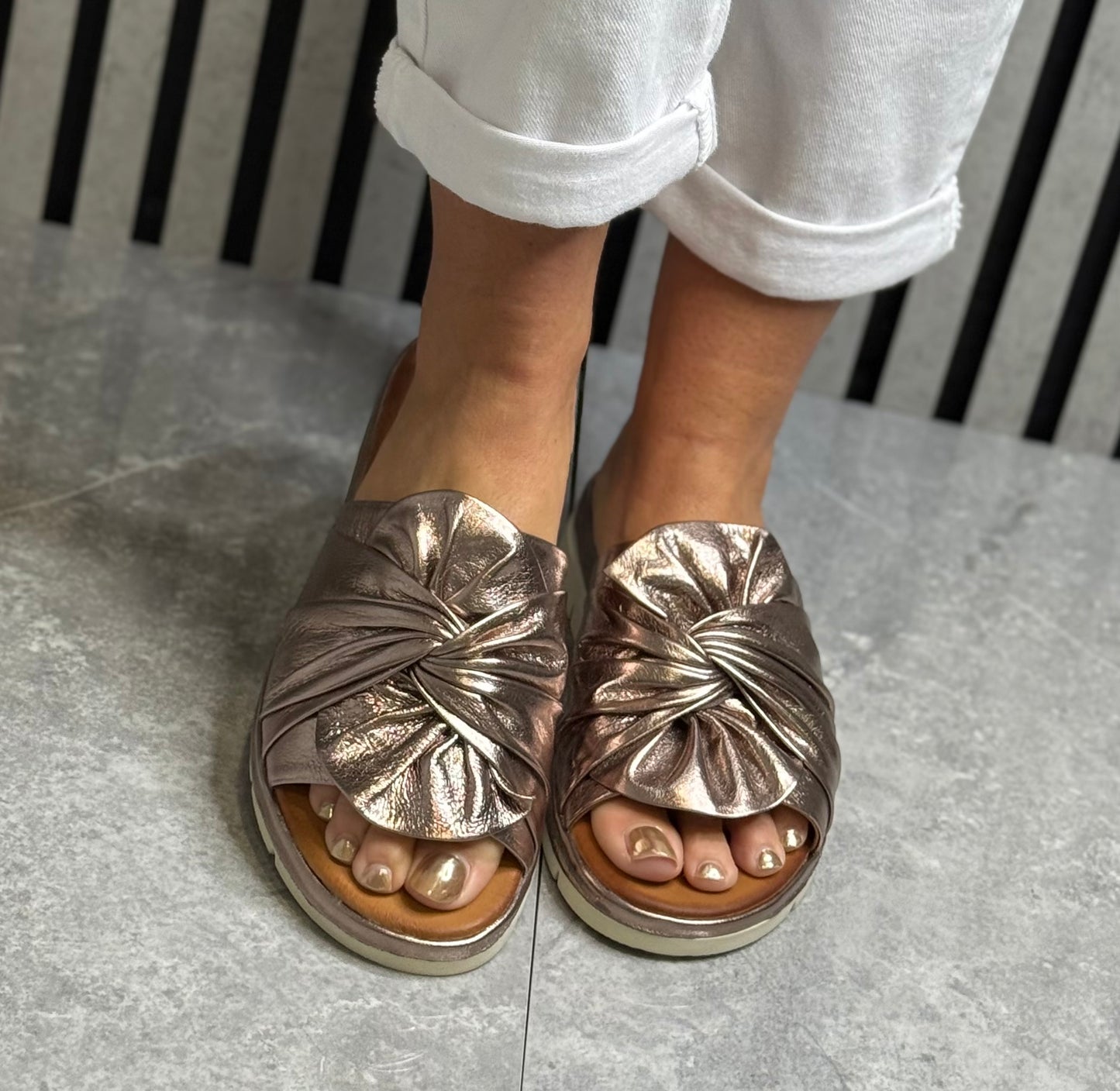 Modella - ‘Isla' Rose Gold Leather Sandal