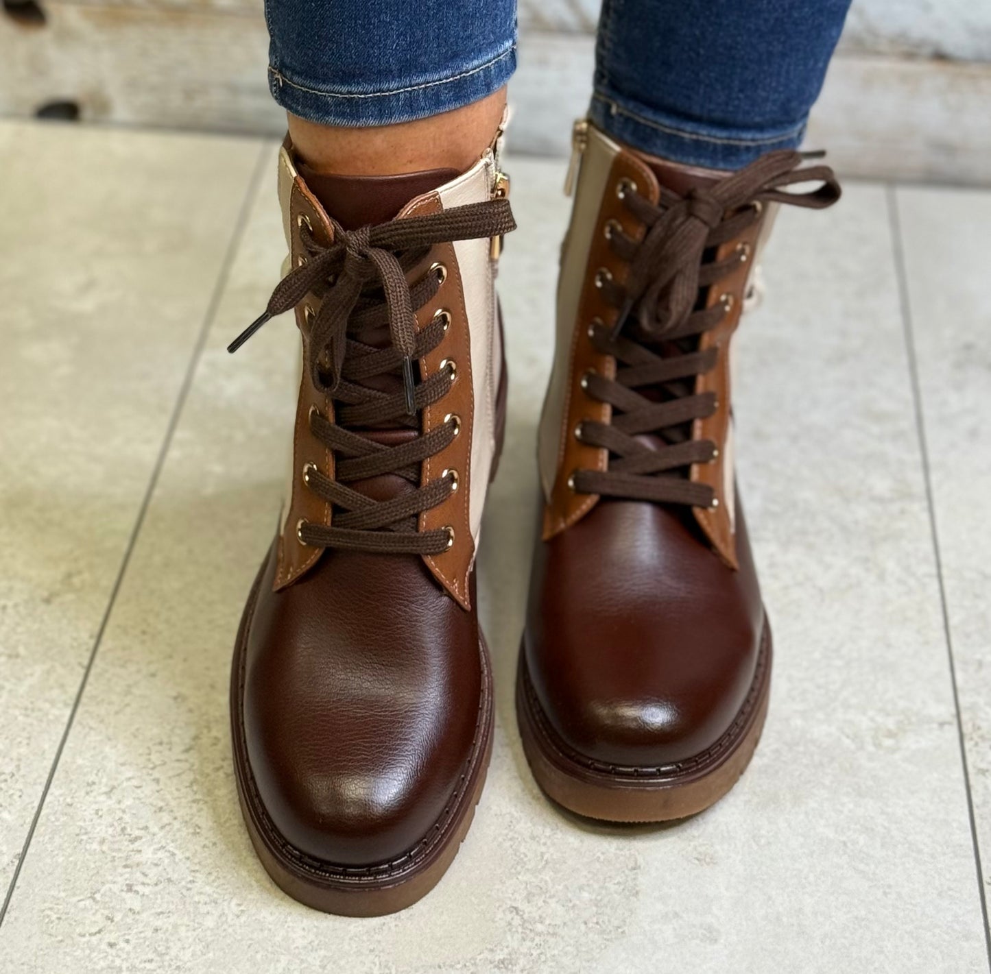 Patrizio Como - 'Favara' Brown Combo Laced Boot
