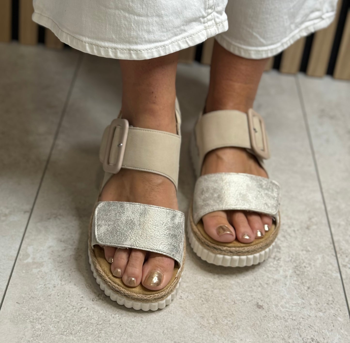 Rieker - Beige/Gold Detail Sandal