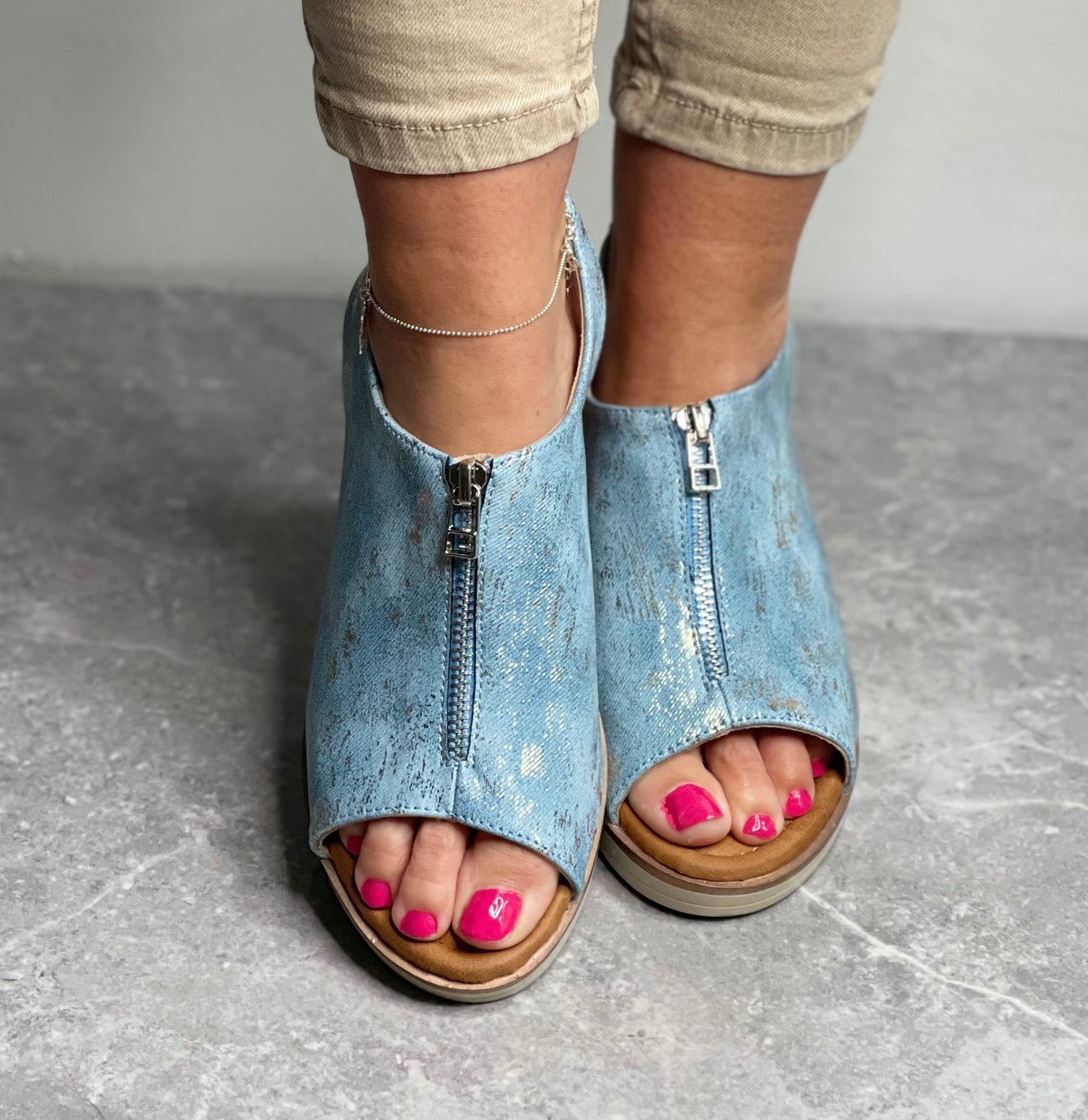 Zanni & Co - 'Bhairab One' Aqua Splash Wedge Sandal