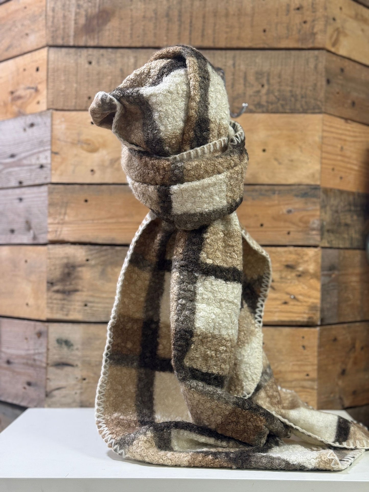 hannah k - Dark Brown/Beige Checked Teddy Scarf