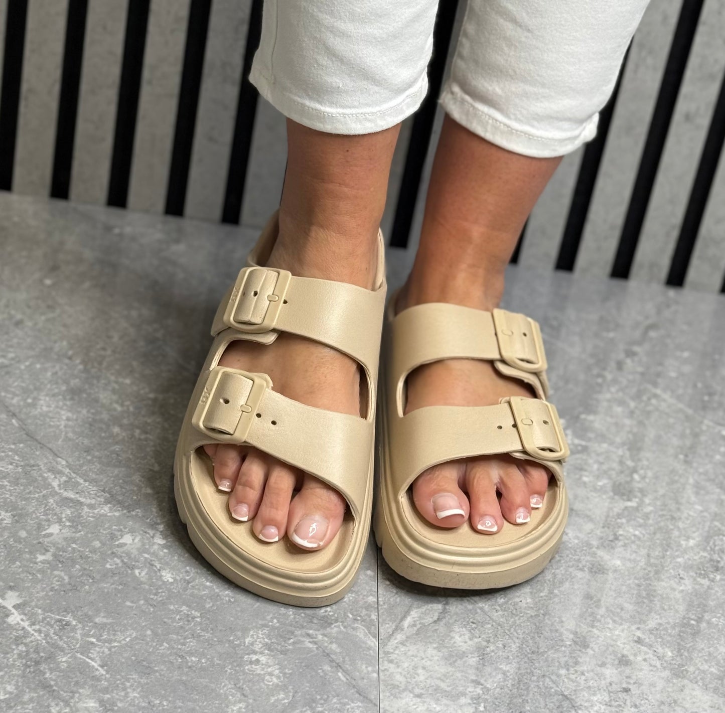 Xti - Beige Double Strap Slider (142550)