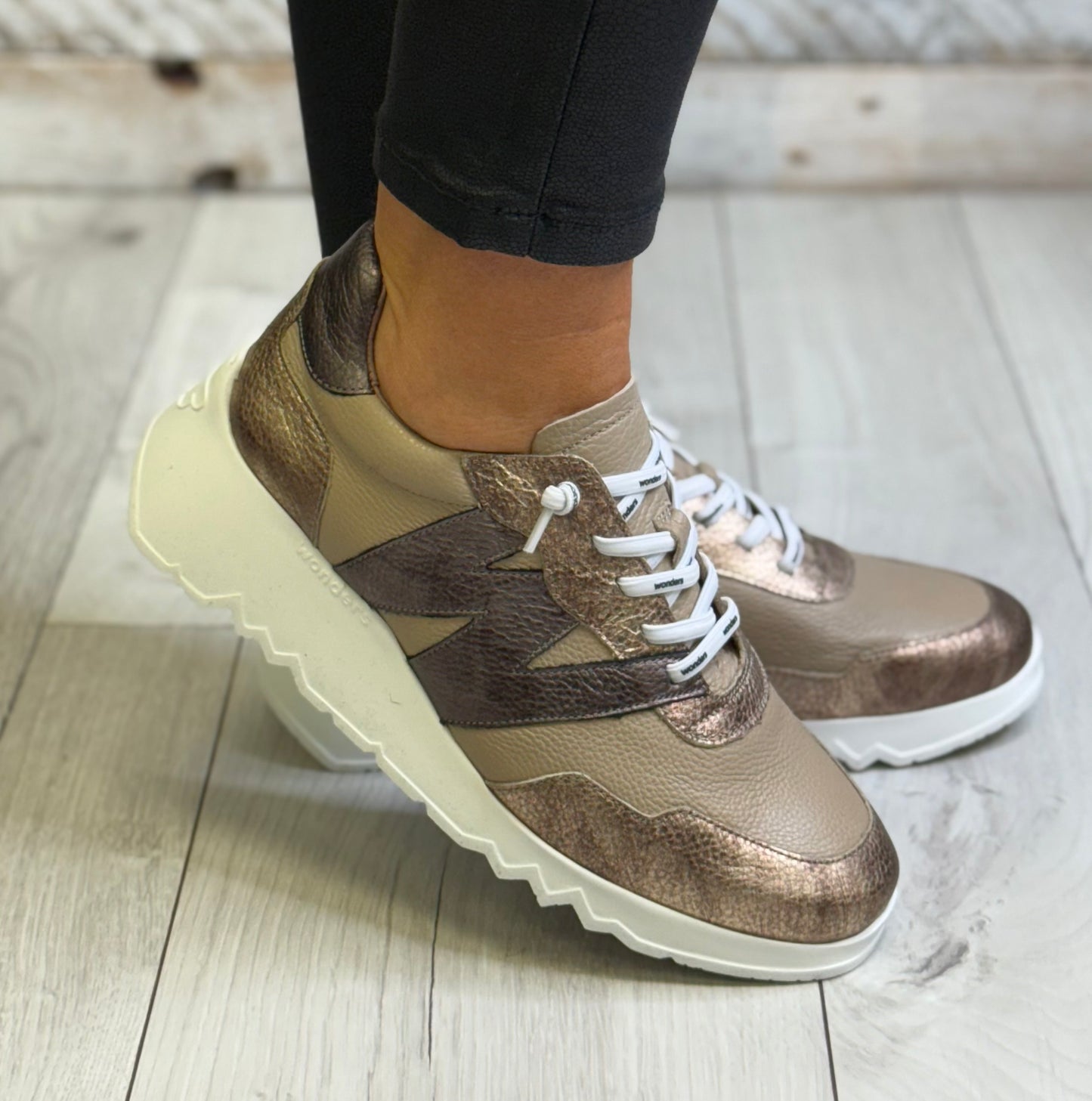 Wonders - A-6760 Taupe/Bronze Leather Trainer