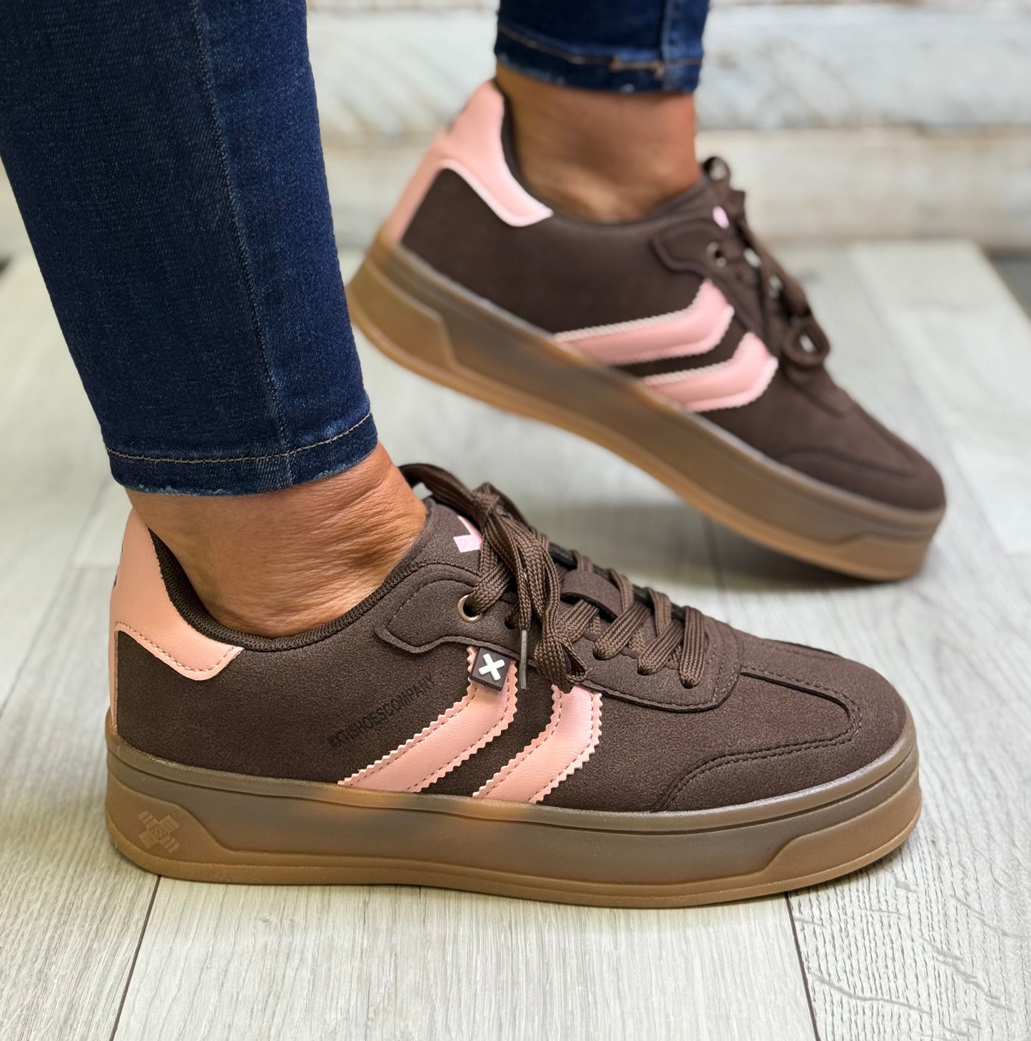 Xti - Brown/Pink Combo Trainer (144586)