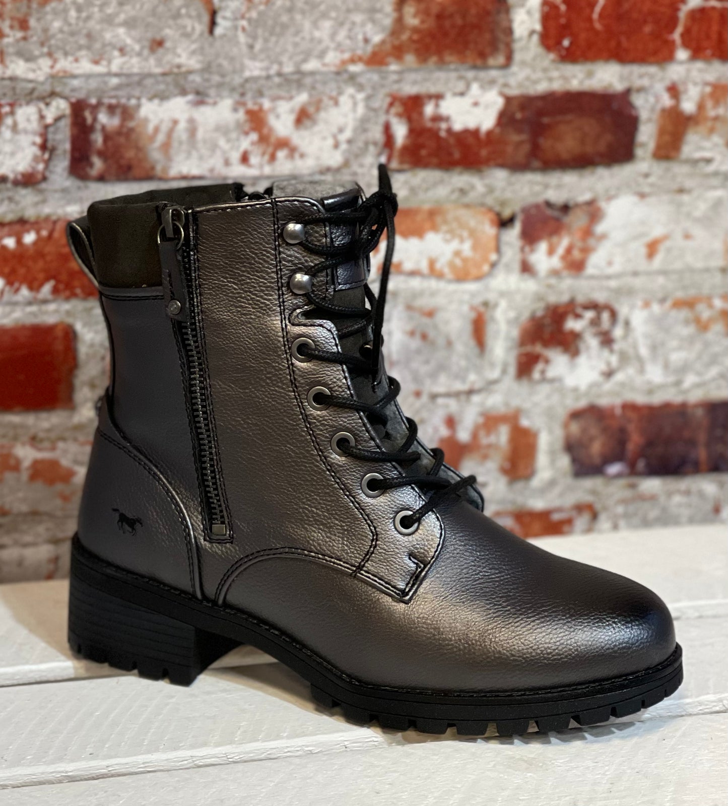 Mustang - Grey Metallic Lined Boot