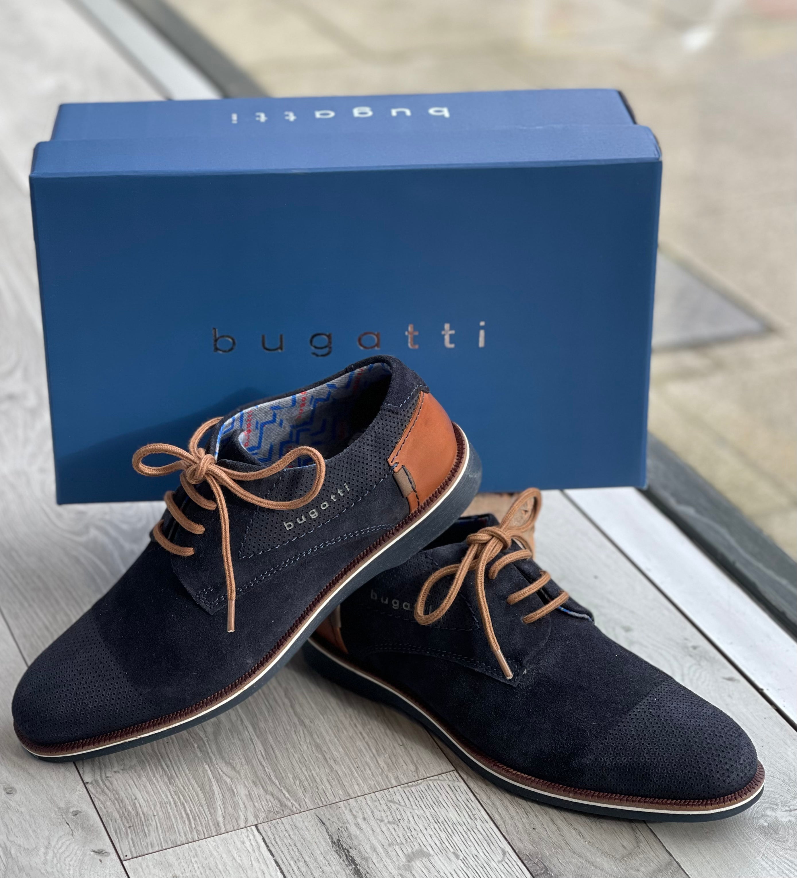Bugatti online mens trainers