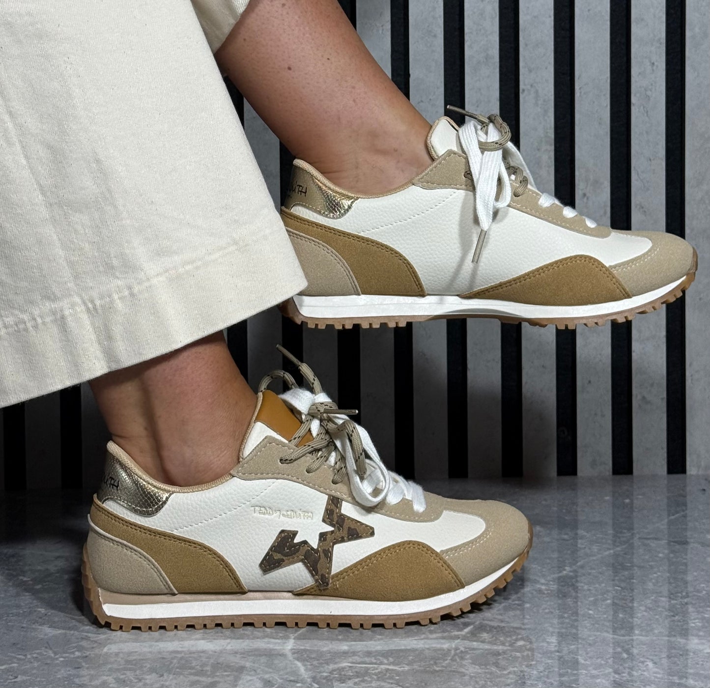 Teddy Smith - Beige/White Star Detail Trainer (121131)