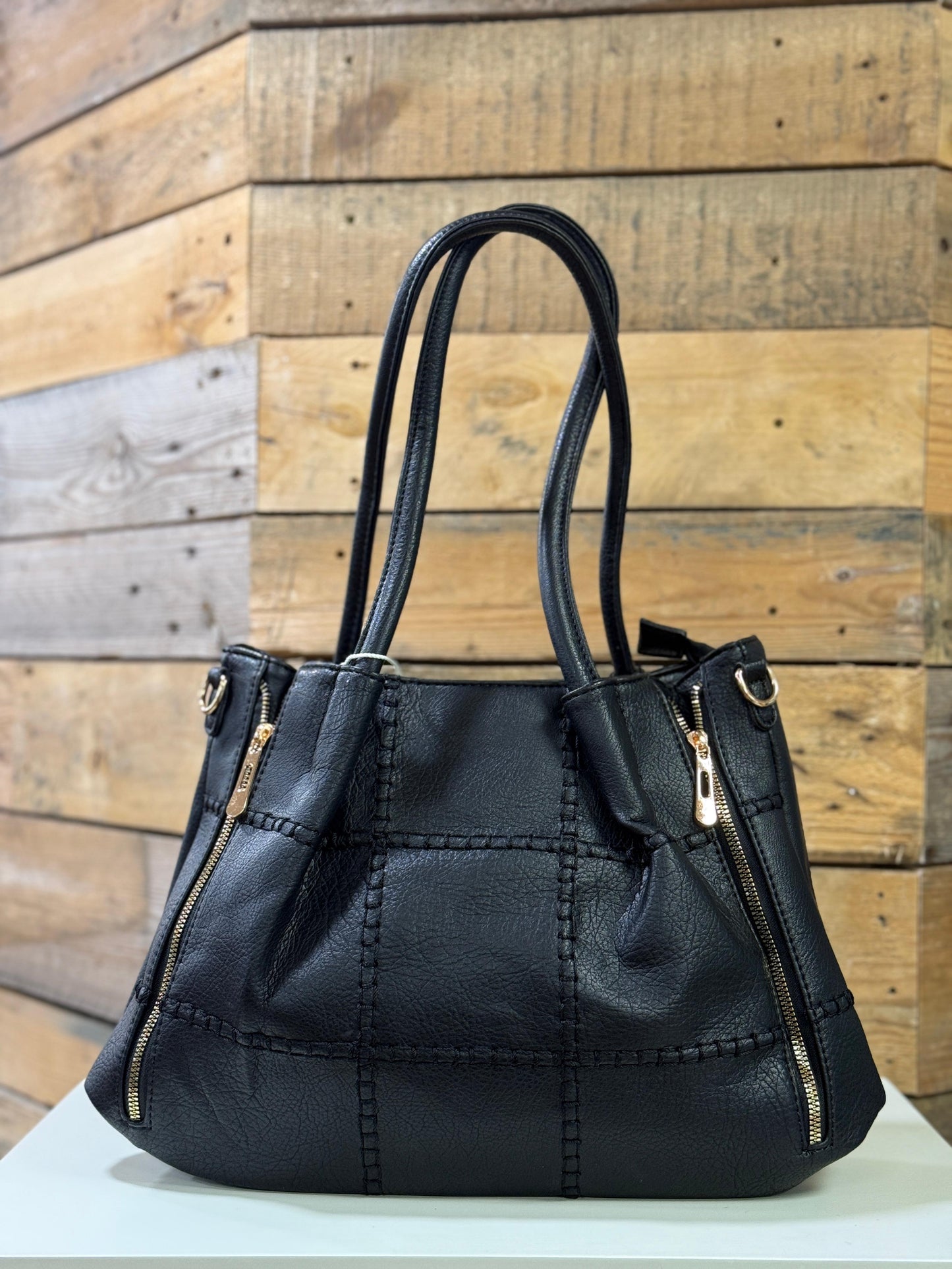 hannah k - 'Dina' Black Zip Detail Handbag