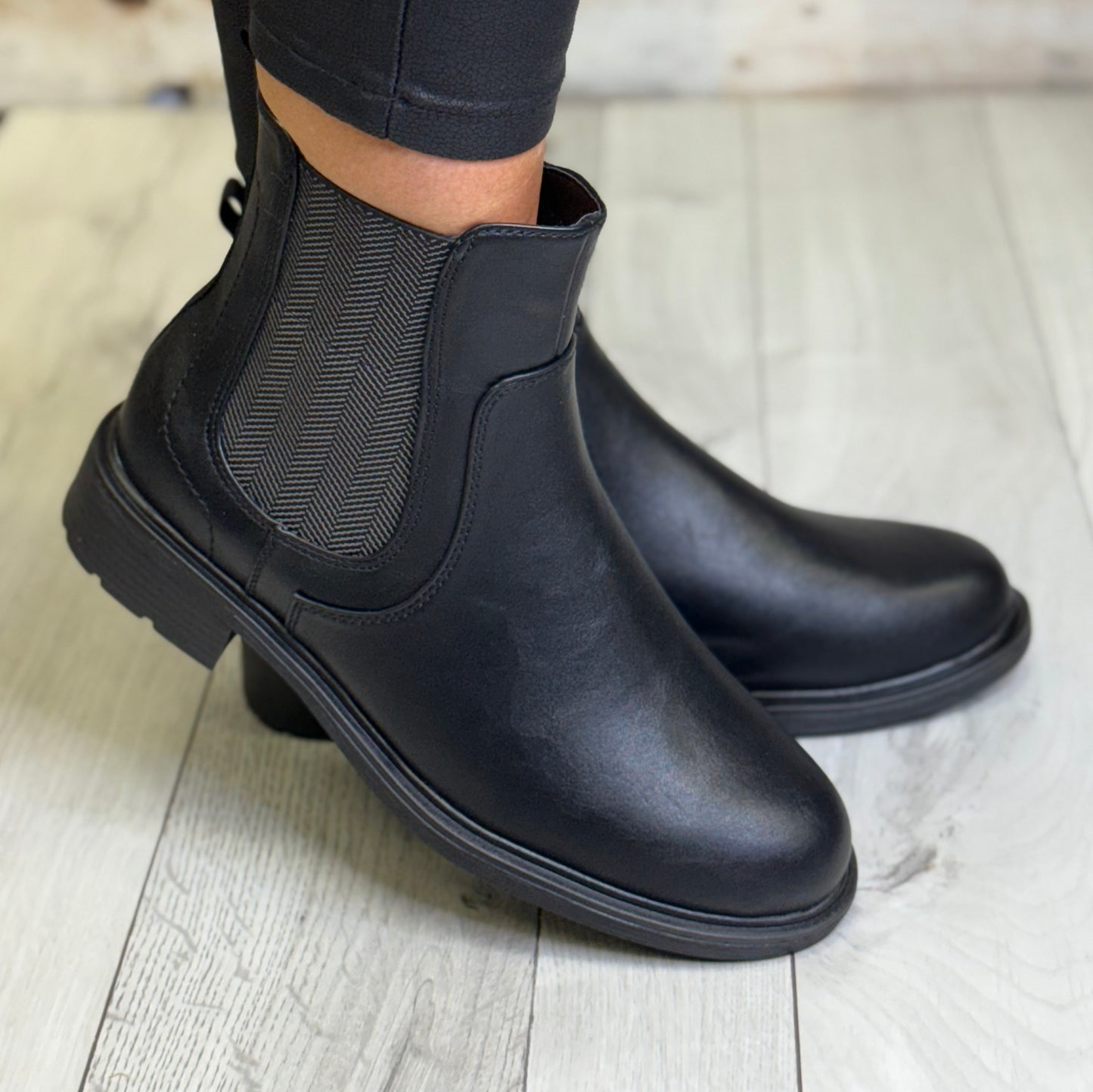 Jana - Black Softline Chelsea Boot