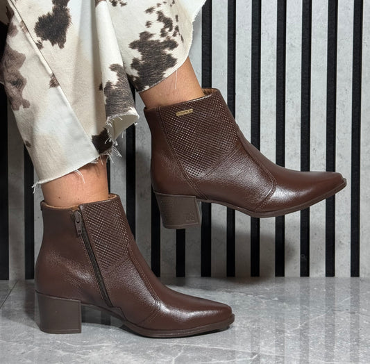 Pegada - Brown Leather Ankle Boot