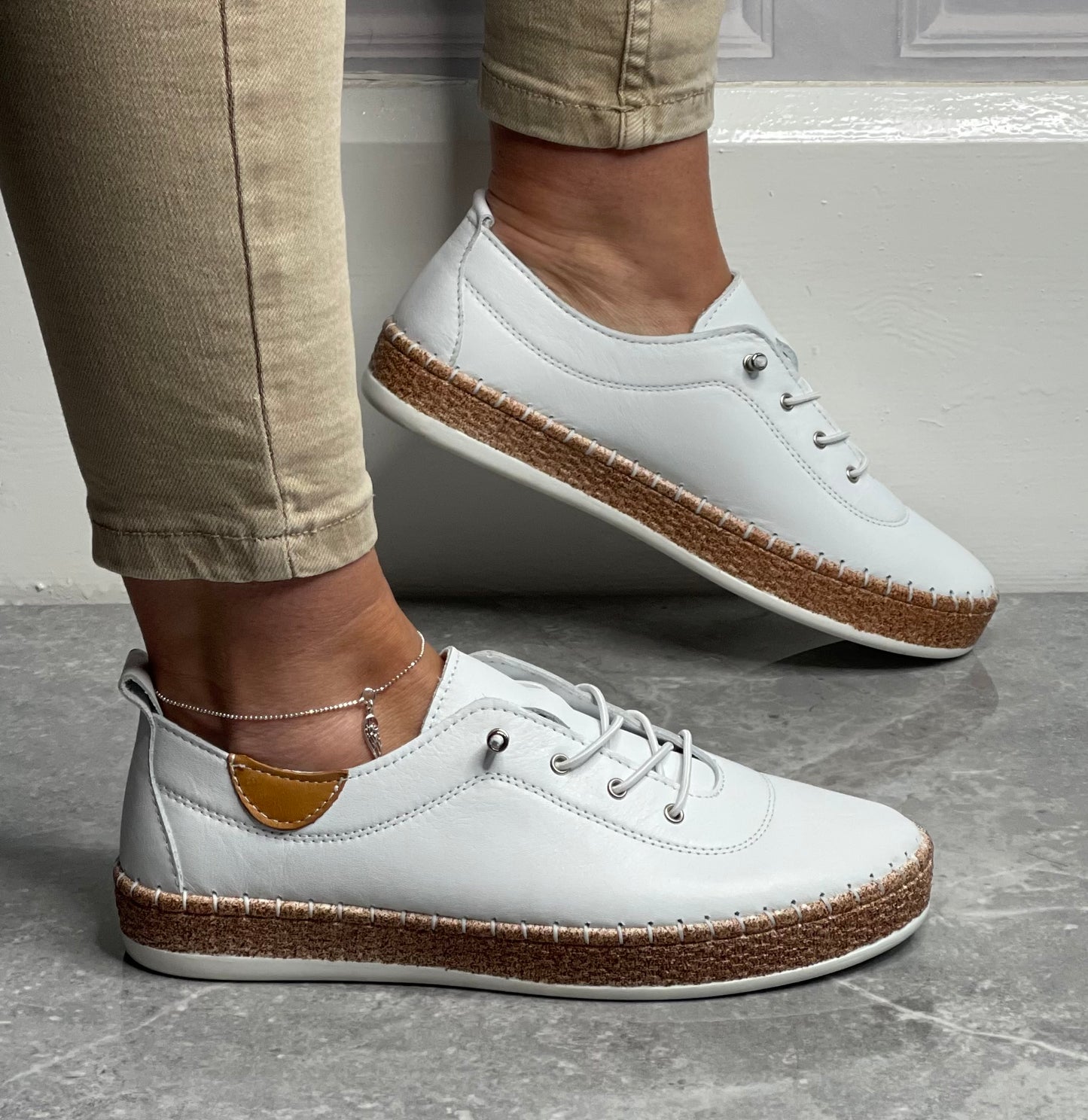 Lunar - 'Evie' White Leather Plimsole