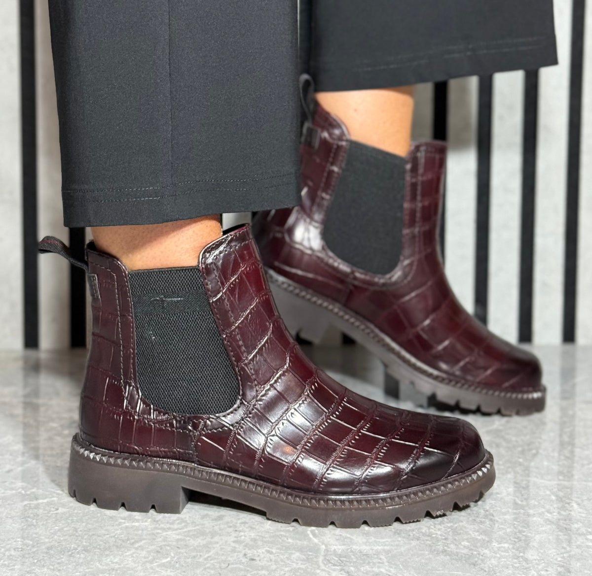Tamaris - Bordeaux Croc Detail Chelsea Boot