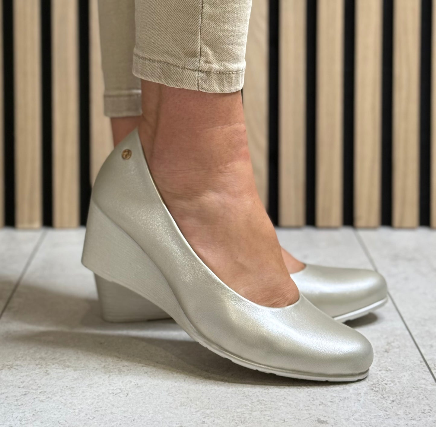 Zanni & Co - 'Ruwais One' Gold Gleam Wedge Shoe