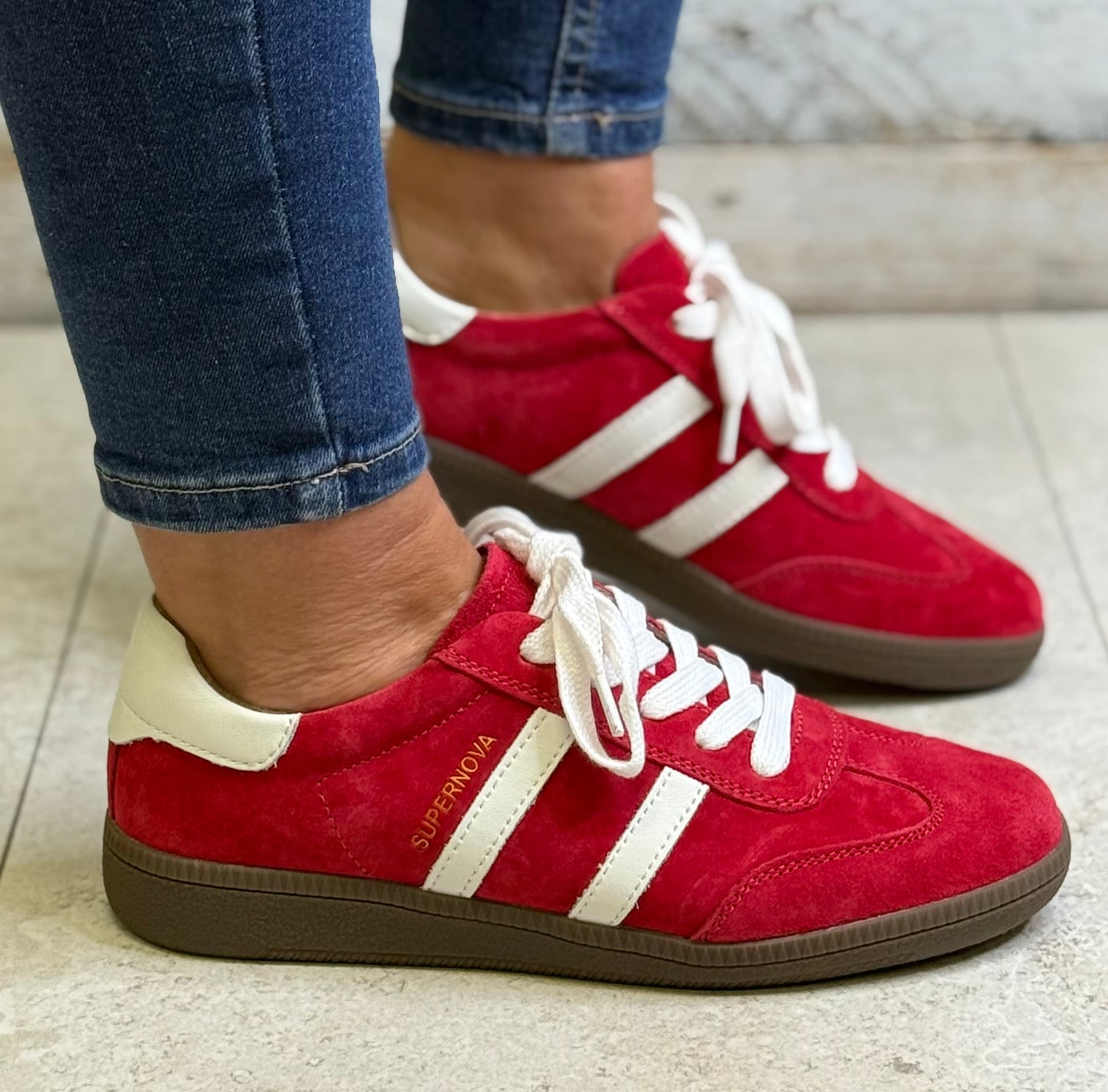 Drilleys- 'Sixty Four' Hot Siren Gum Sole Trainer