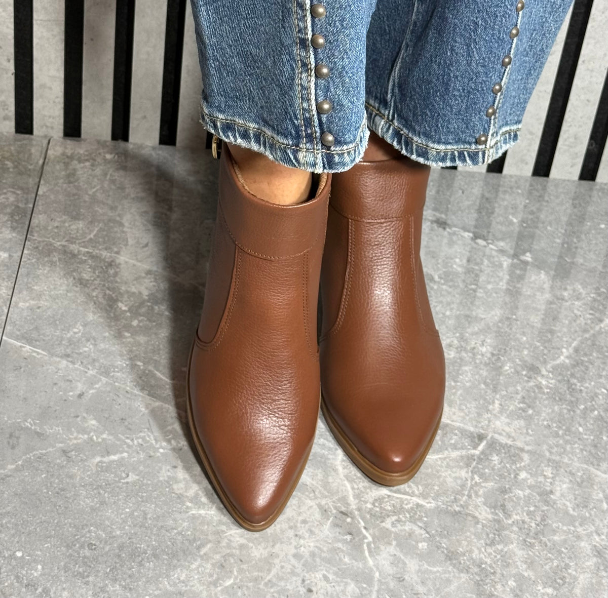 Pegada - Burnished Tan Leather Ankle Boot