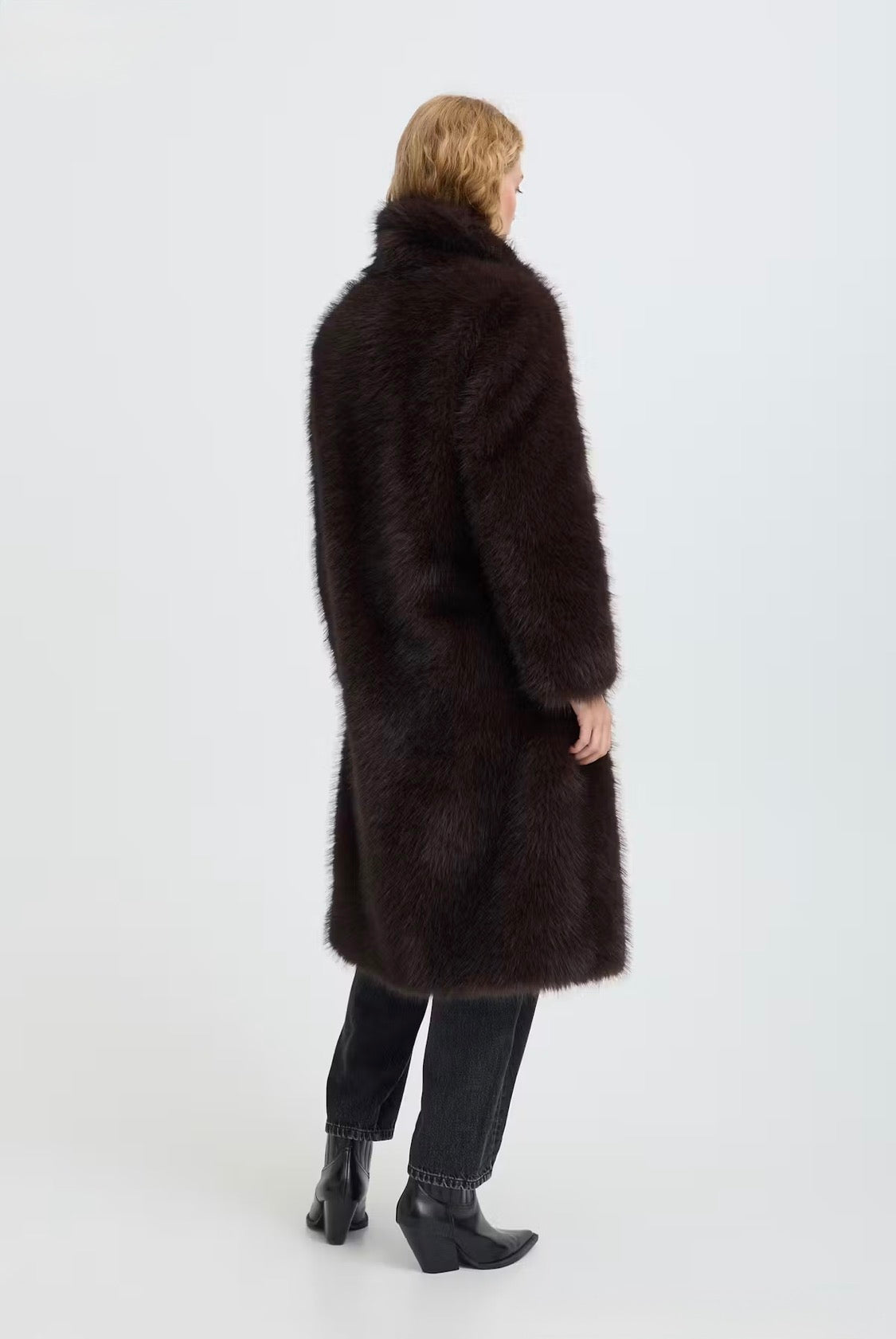 b.young - ‘BYAKAJA’ Faux Fur Ling Coat