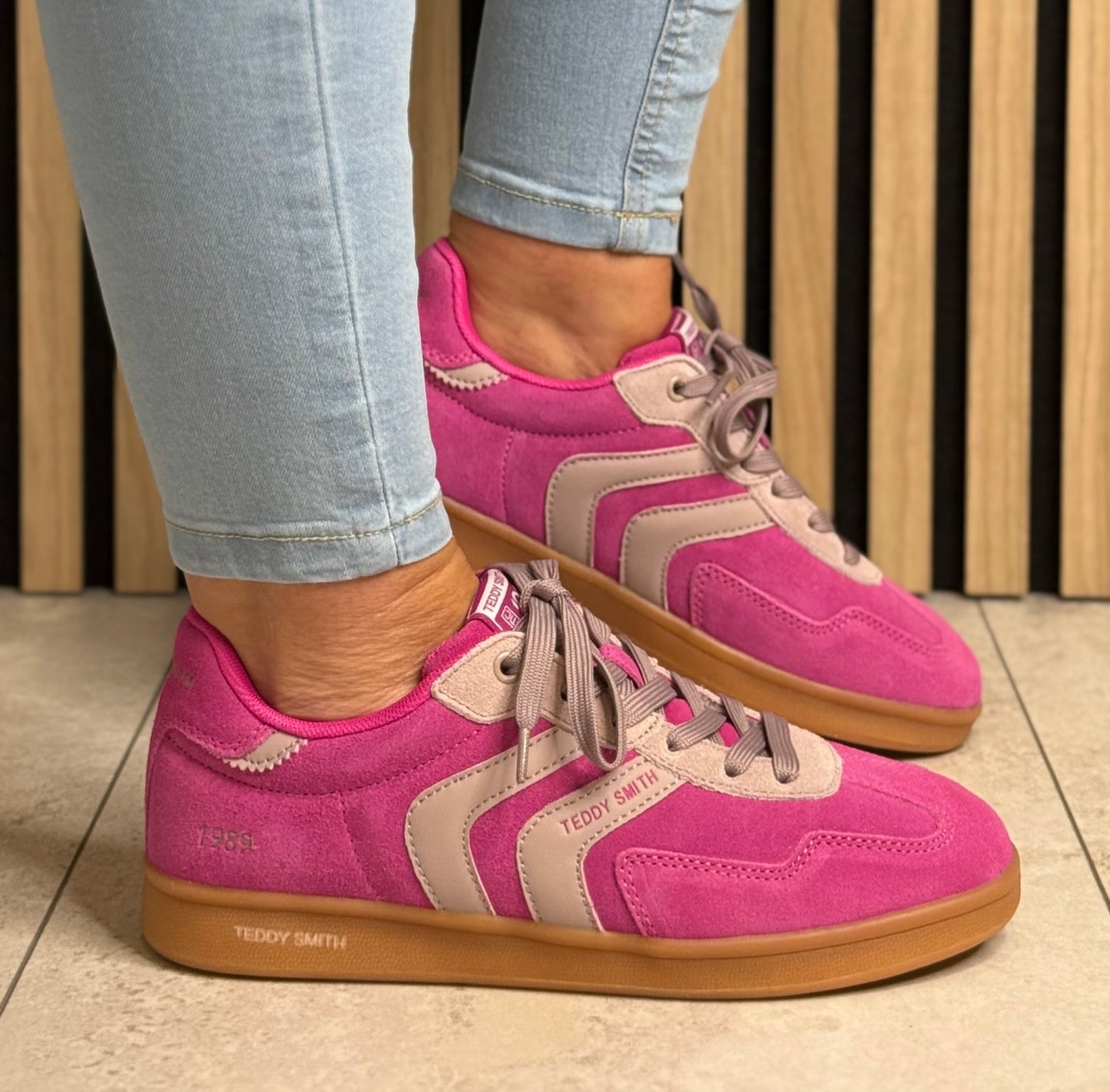 Teddy Smith - Fuchsia Suede Trainer (120519)
