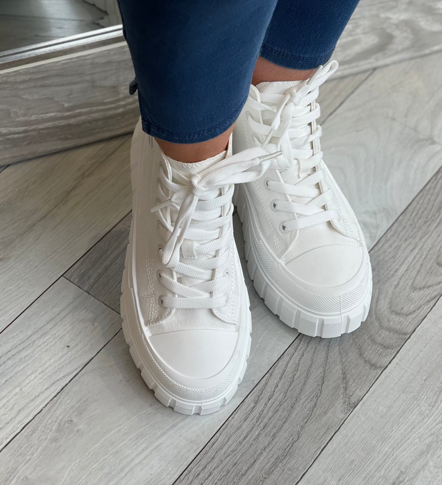 S Oliver - White Canvas High Top Trainer
