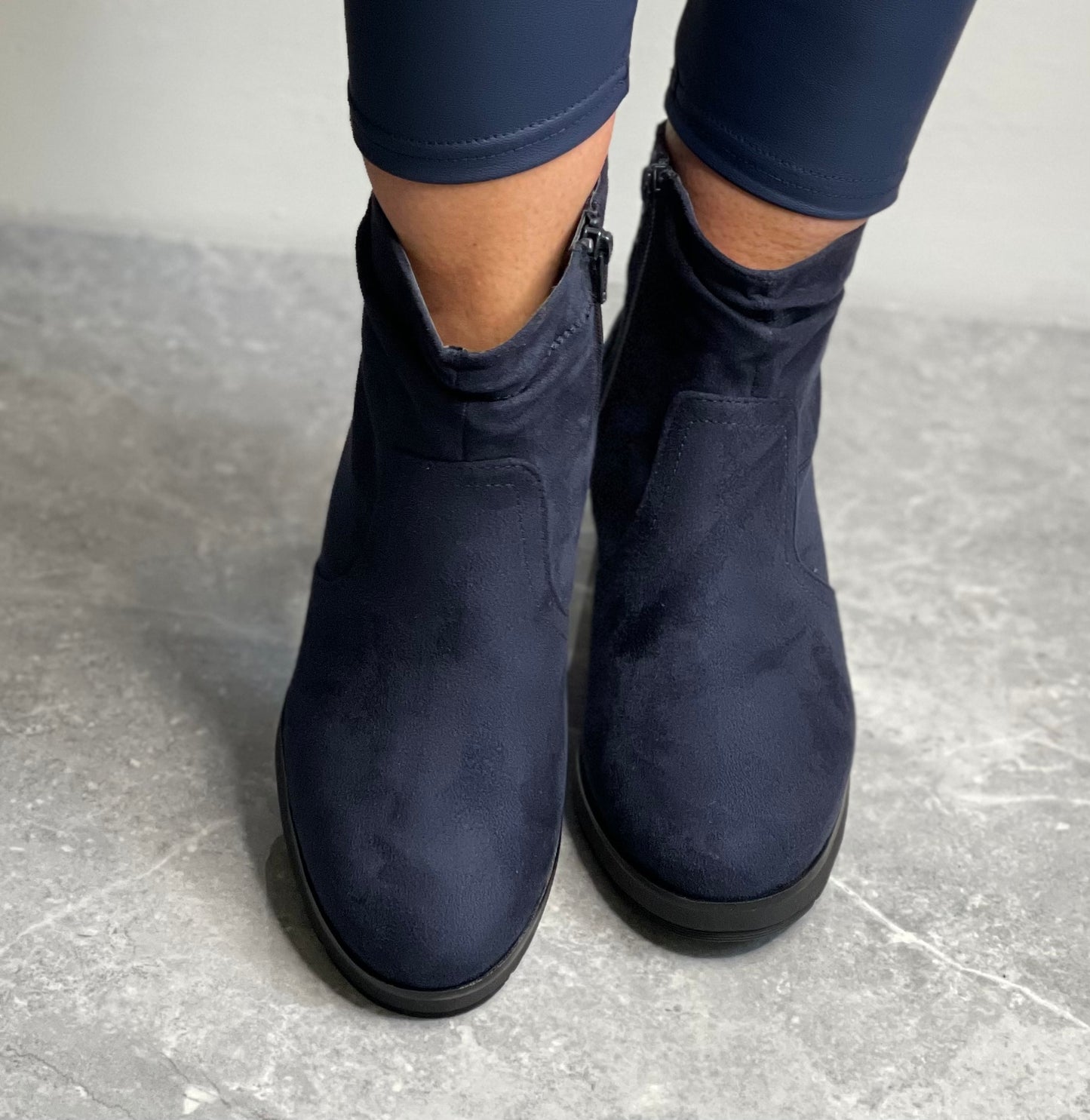 Jana - Navy Ruched 'Tex' Boot