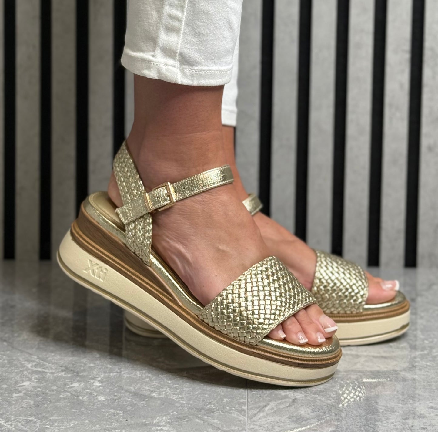 Xti - Gold Metallic Wedge Sandal (145251)