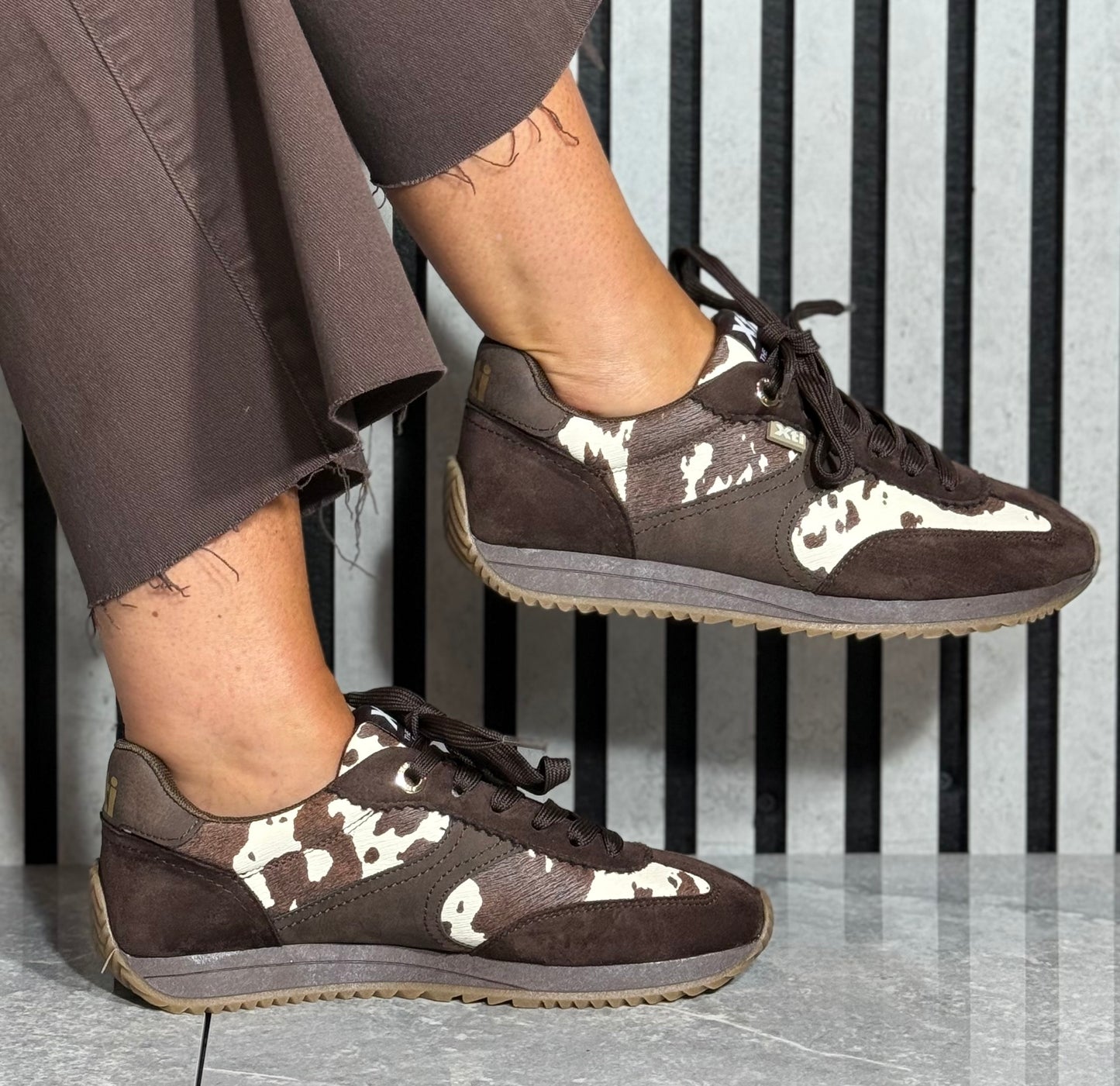 Xti - Dark Brown Cow Print Trainer (146533)