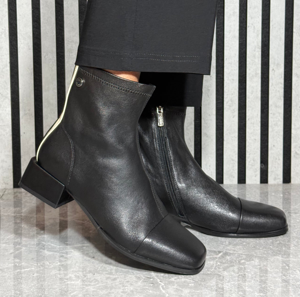 Loretta Vitale - Black Stripe Detail Leather Boot