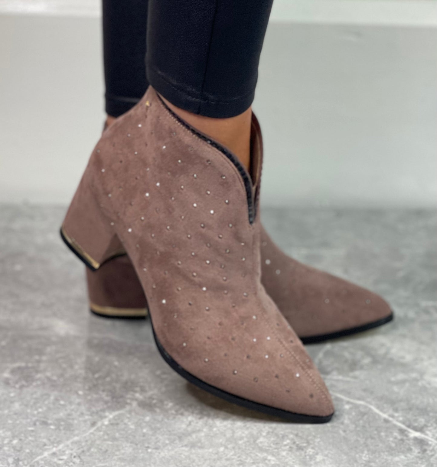 Kate Appleby - 'Tynan' Dark Wicker Stud Detail Boot