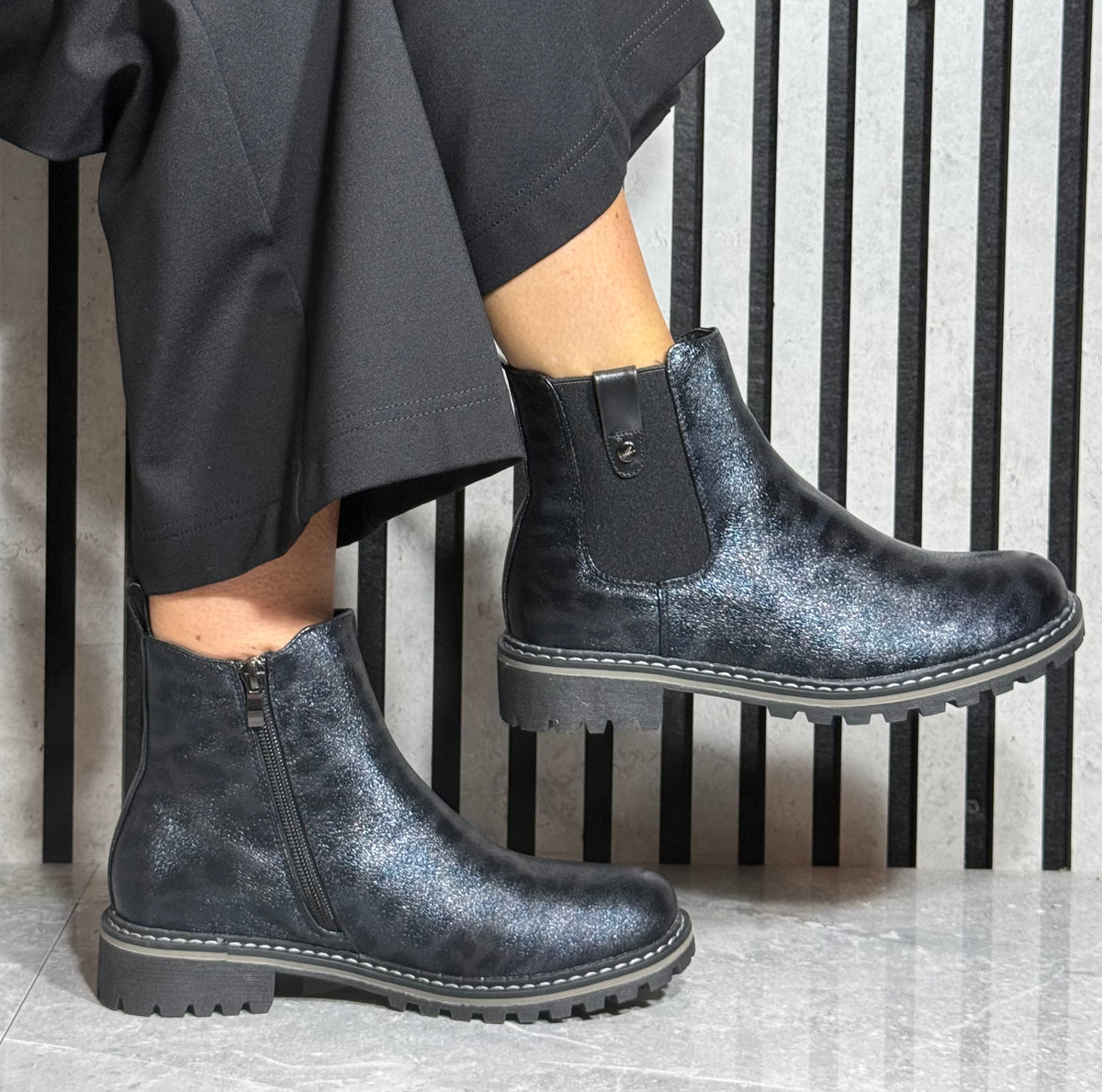 Lunar - 'Andrea' Black Leopard Print Chelsea Boot