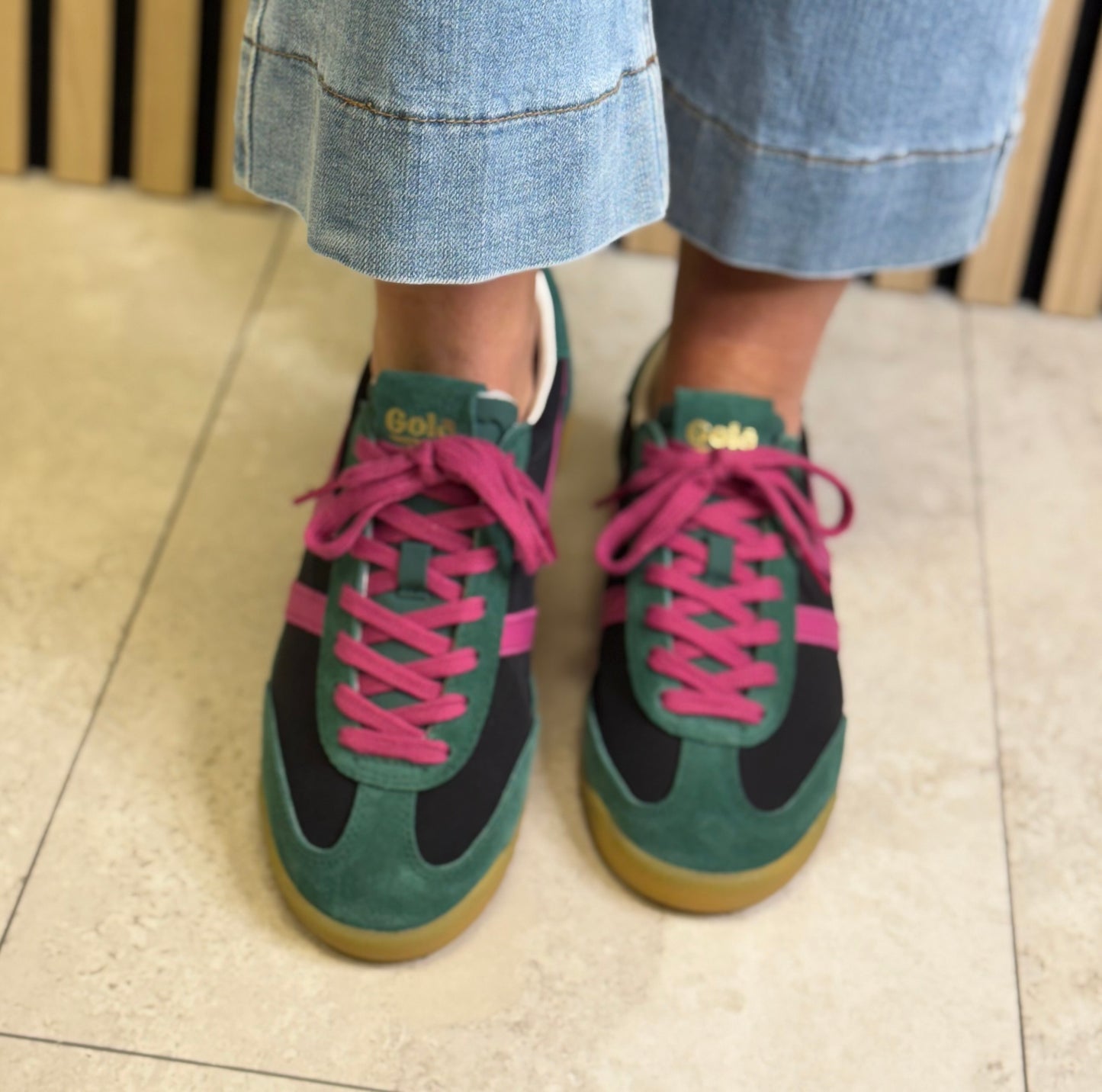 Gola - ‘Firefly' Black/Pine/Fuchsia Trainer