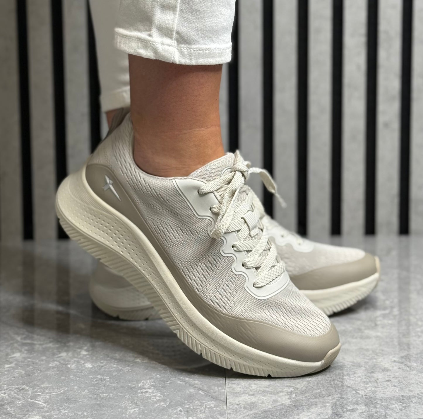 Tamaris Comfort - Beige Lightweight (Wide Fit) Trainer