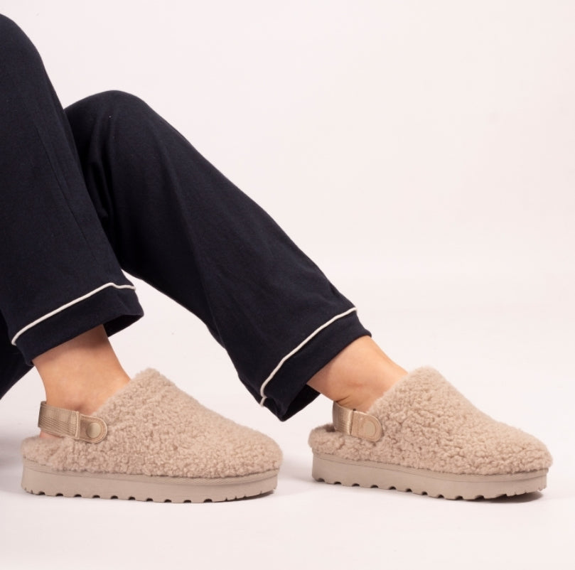 Lunar - 'Naples' Beige Slipper