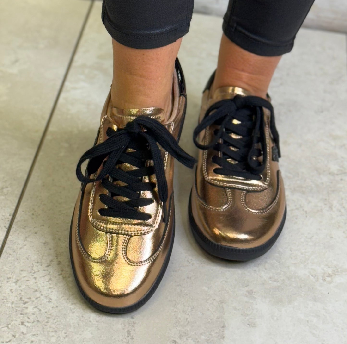 Drilleys- 'Seventy One' Antique Sparkle Trainer