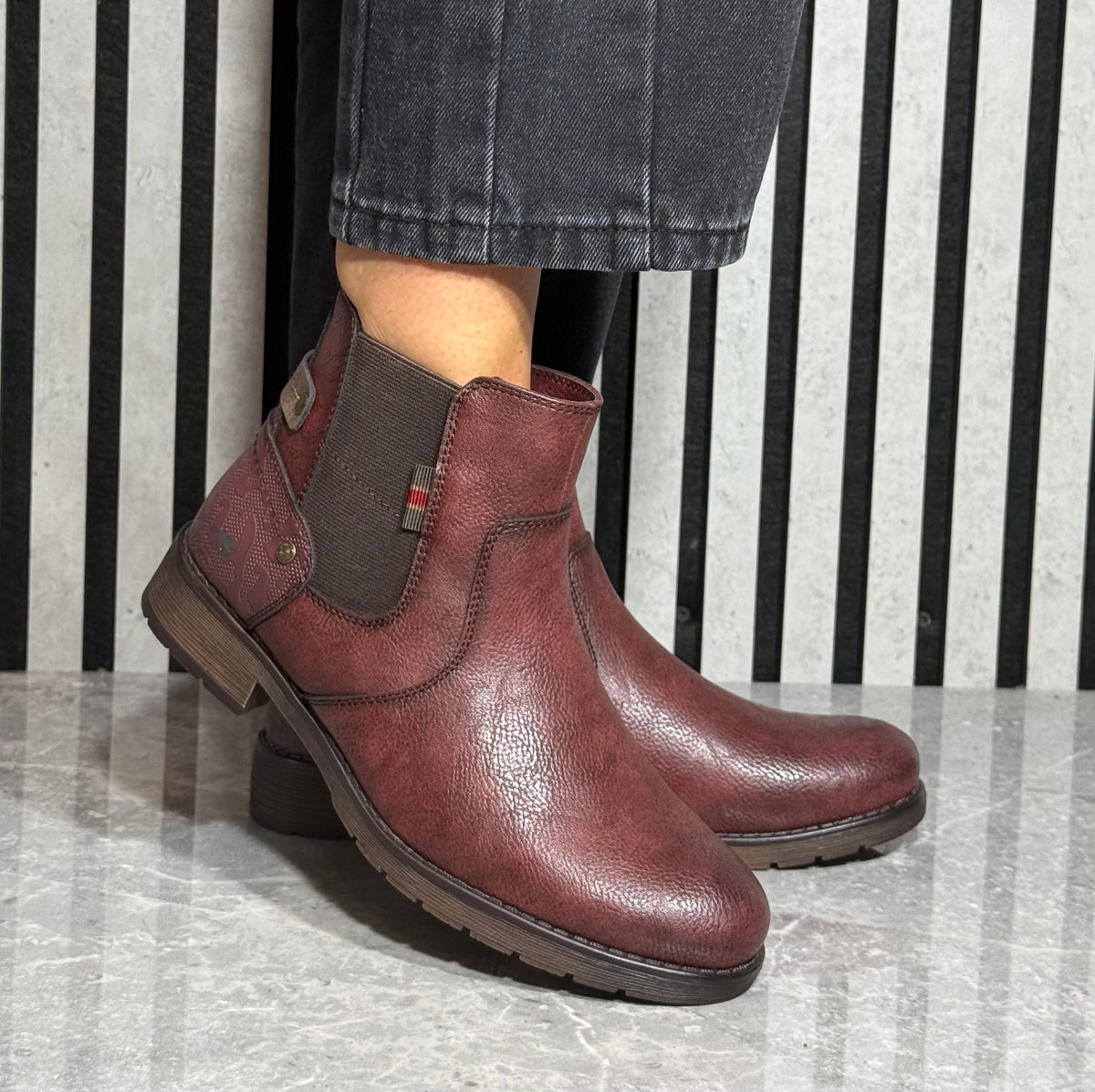 Mustang - Bordeaux Chelsea Boot
