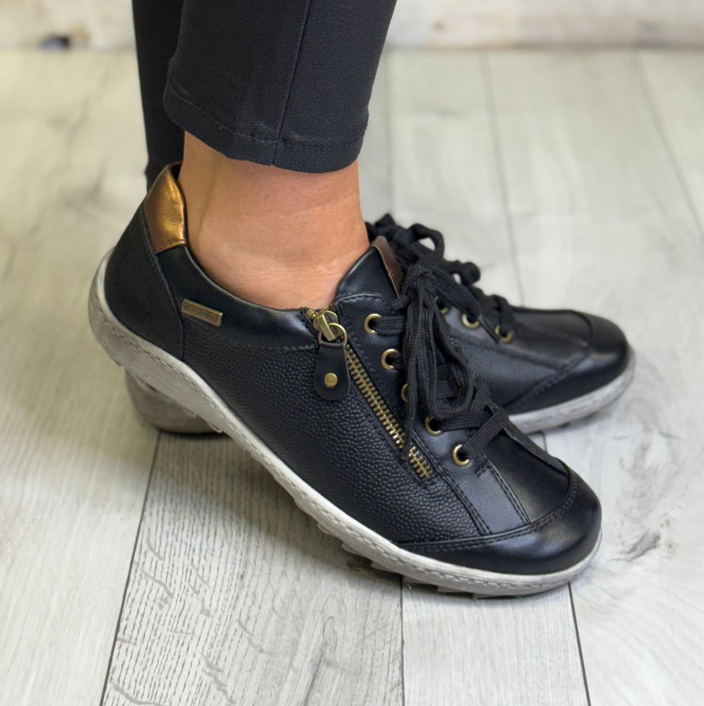 Lunar - 'Sloan' Black Casual Shoe