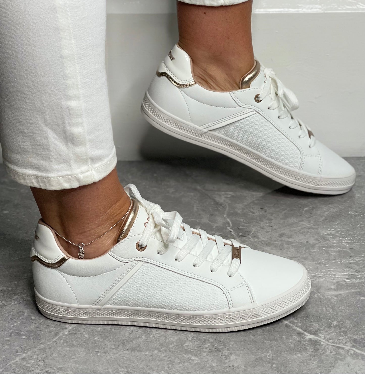 S Oliver - White/Rose Gold Trim Trainer