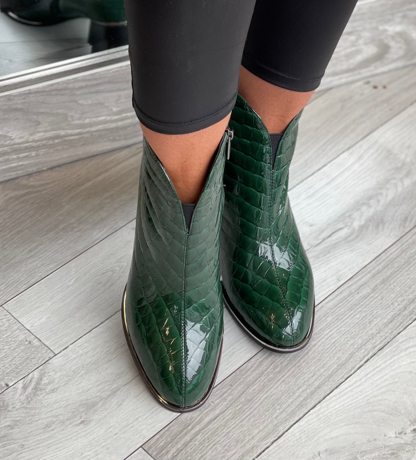 Loretta Vitale - Green Croc Detail Leather Boot