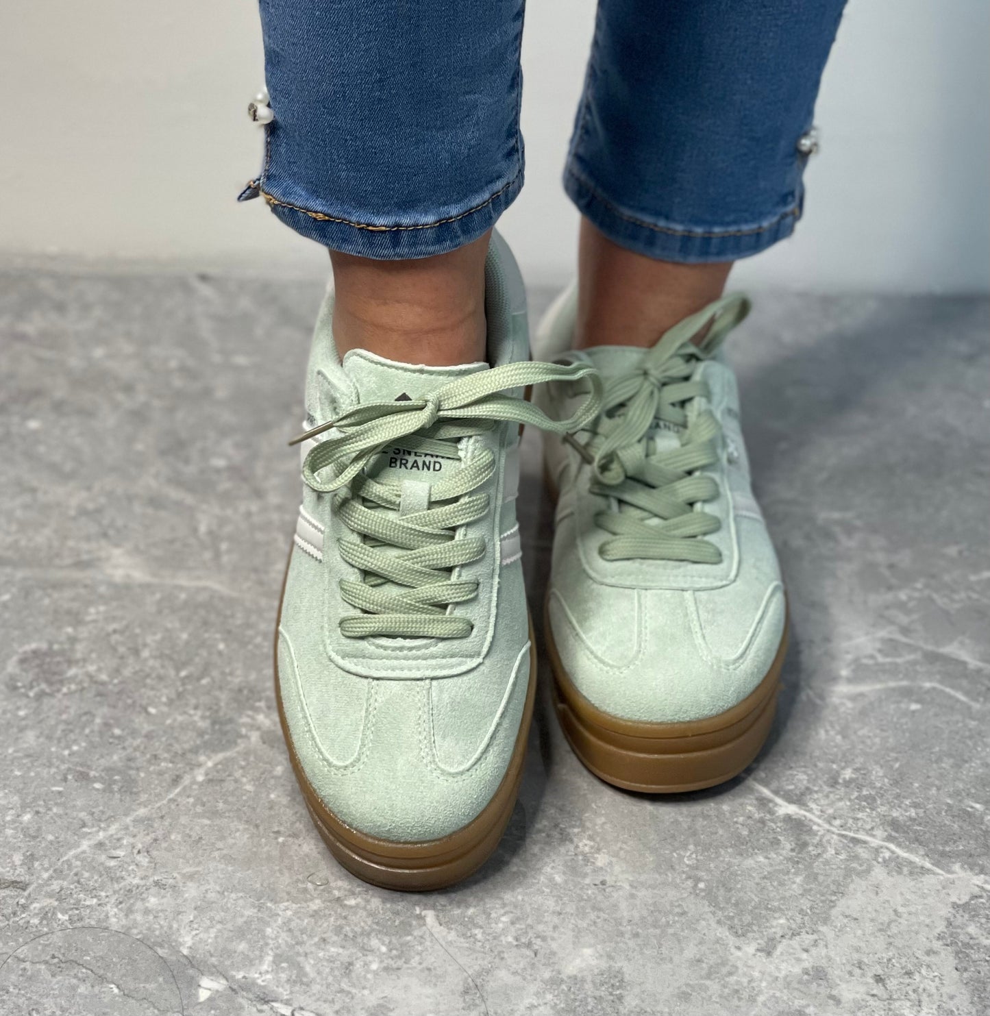 Xti - Mint/White Side Stripe Gum Sole Trainer