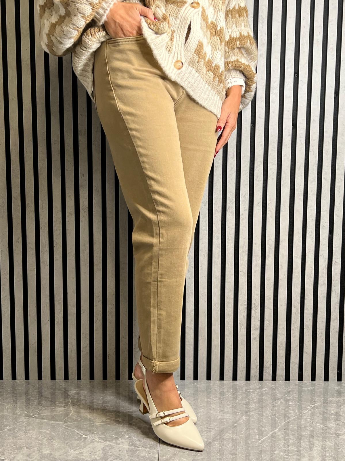 Camel Wash Mom Jean