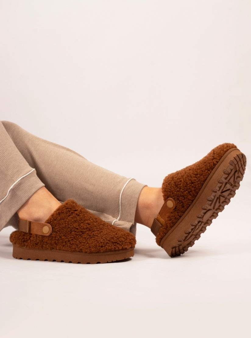 Lunar - 'Naples' Coffee Slipper