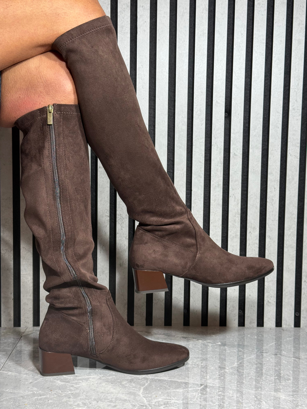 Patrizio Como - 'Emmetton ' Chocolate Long Suede Boot