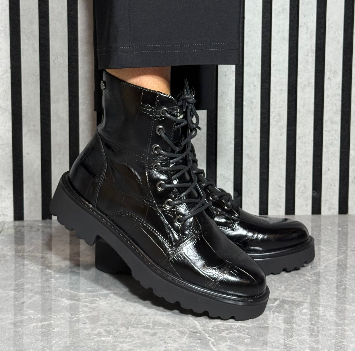 Xti - Black Croc Lace Boot (146248)