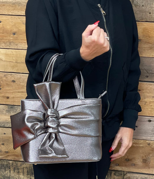 hannah k - Pewter Bow Handbag