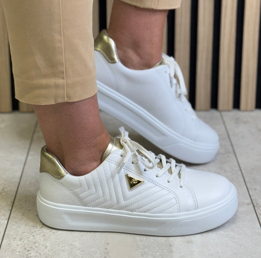 Pegada - White/Gold Combo Leather Trainer