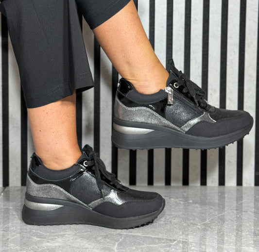Lotus - 'Pluto' Black/Silver Wedge Trainer