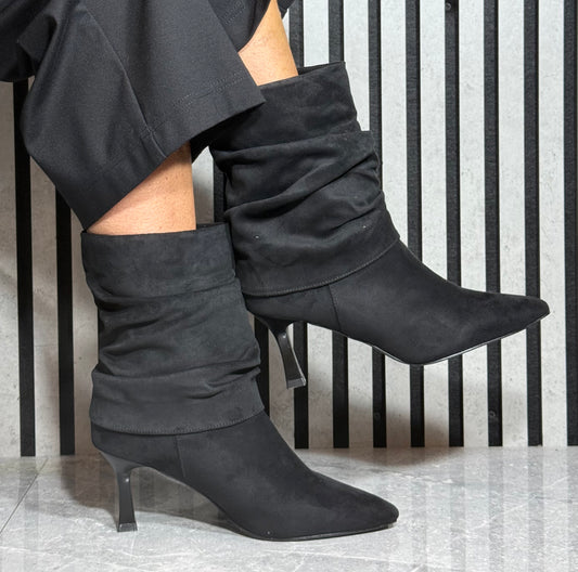 Xti - Black Faux Suede Ruched Heel Boot (146393)