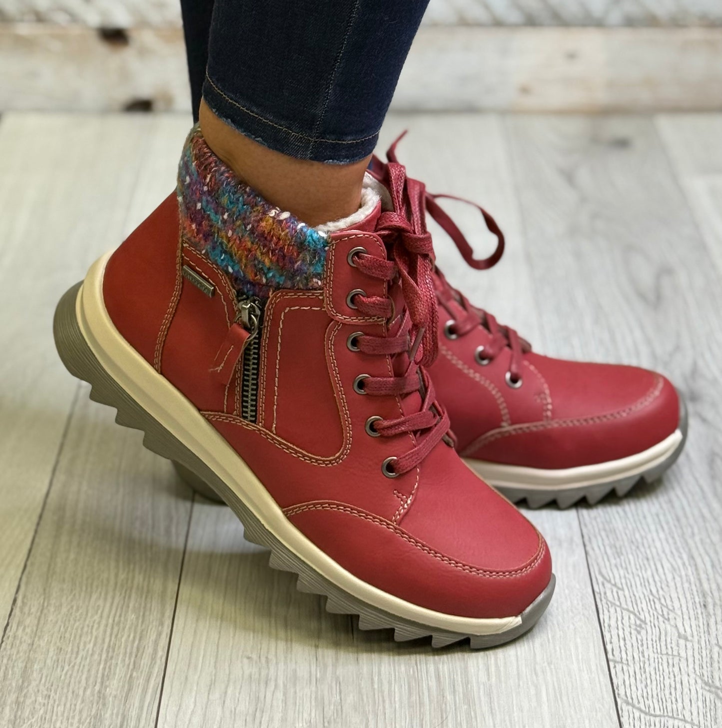 Lunar - 'Buttermere' Red Casual Waterproof Boot