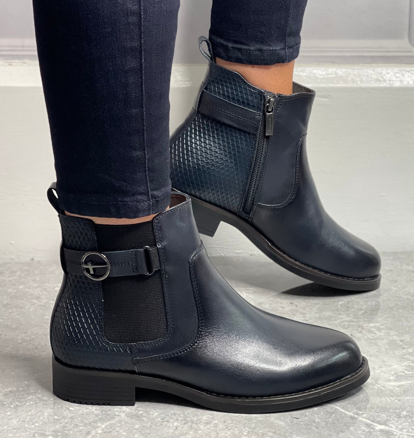 Tamaris Comfort - Navy Detailed Leather Chelsea Boot